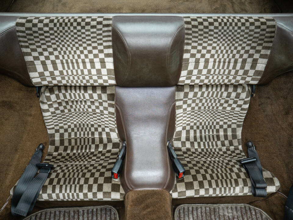 Image 17/44 de Porsche 924 (1983)
