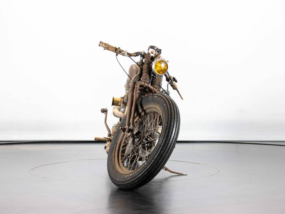 Image 7/50 of Harley-Davidson FXSTC 1340 Softail Custom (1989)