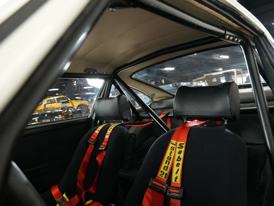 Image 26/29 of Porsche 911 Carrera RS 2.7 (Touring) (1973)