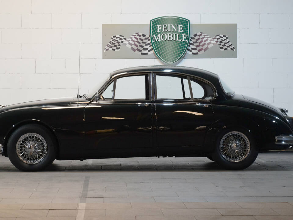 Bild 2/41 von Jaguar Mk II 3.8 (1962)