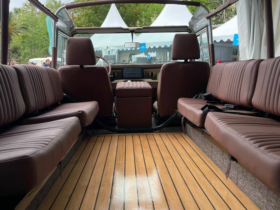 Bild 38/57 von Land Rover 110 (1989)