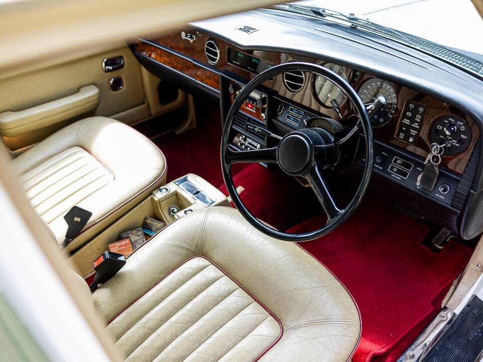 Immagine 4/50 di Rolls-Royce Silver Spirit (1981)