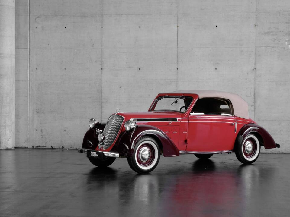 Bild 2/46 von Steyr 220 &quot;Gläser&quot; (1939)
