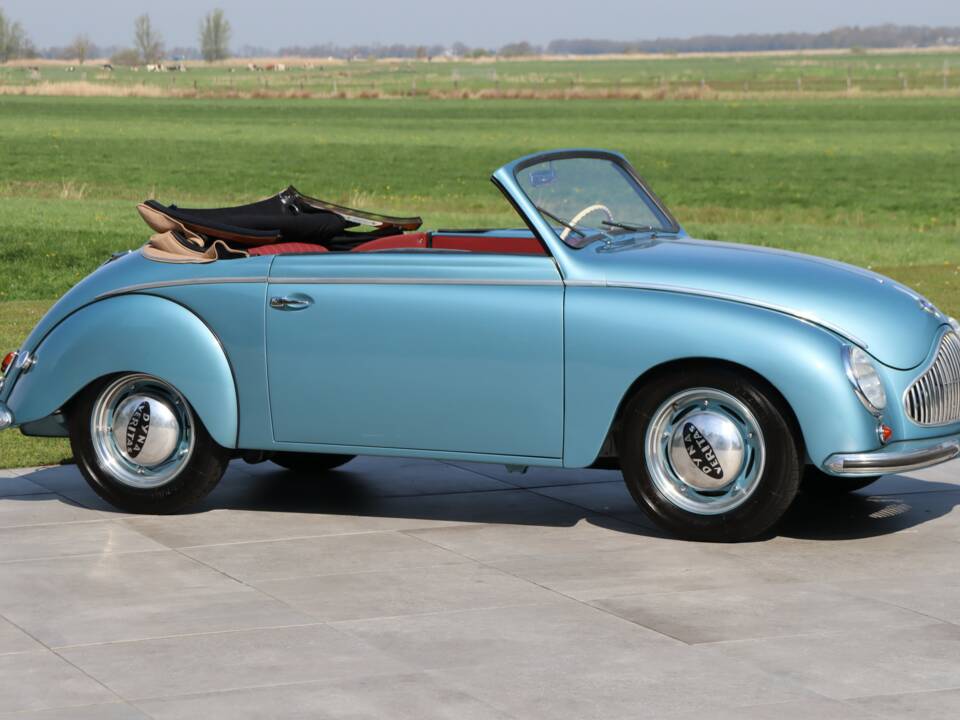 Image 25/50 of Dyna-Veritas Cabriolet (1952)