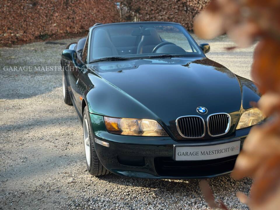 Immagine 29/93 di BMW Z3 2.2i (2002)