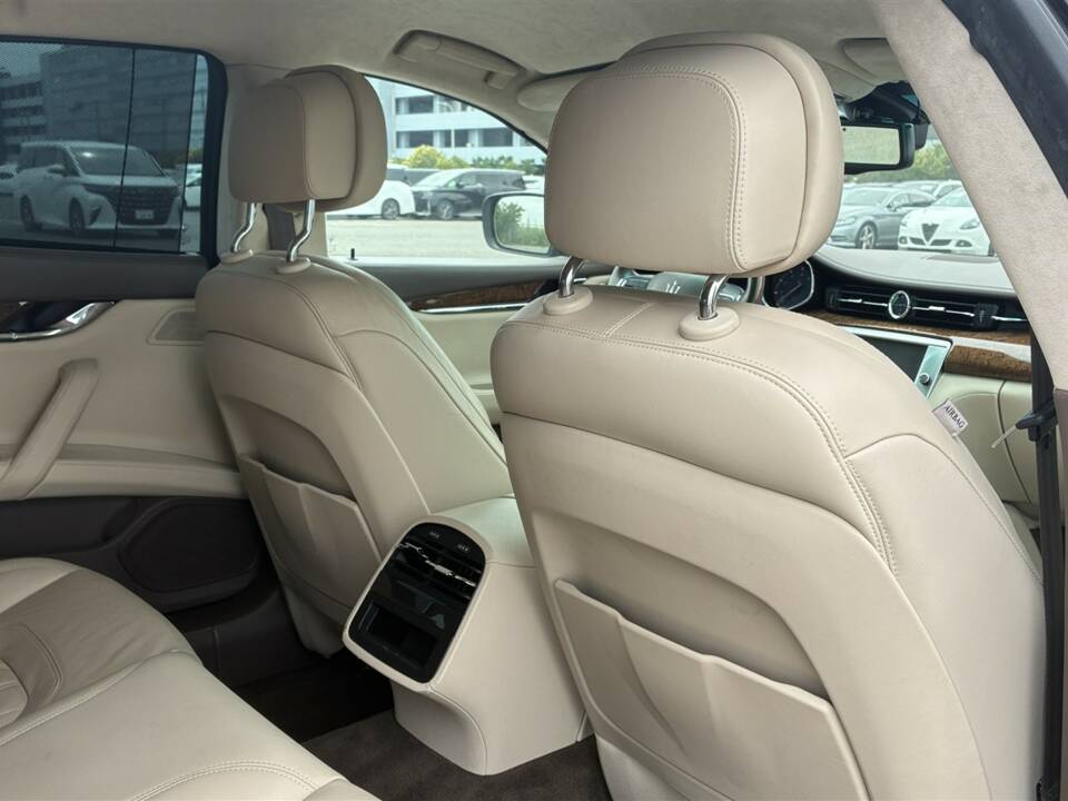 Image 31/56 of Maserati Quattroporte S (2015)