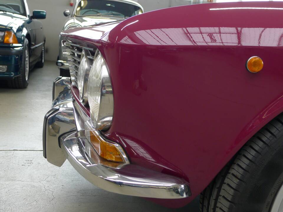 Bild 30/36 von Alfa Romeo 2000 GT Veloce (1975)