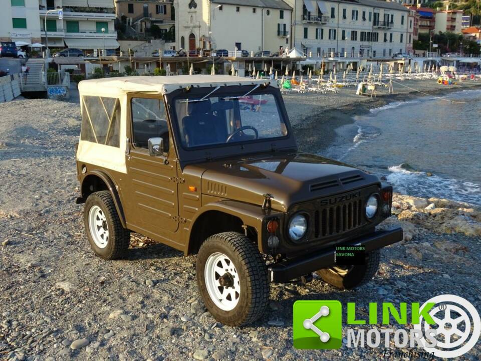 Imagen 3/10 de Suzuki LJ 80 (1981)