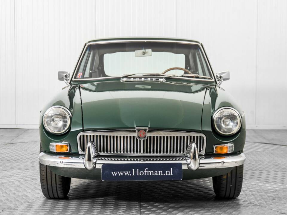 Image 15/50 de MG MGB GT (1966)