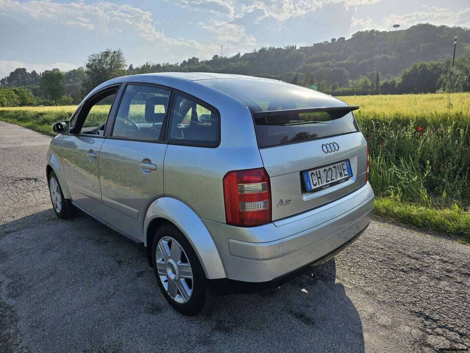 Immagine 8/39 di Audi A2 1.4 TDI (2002)