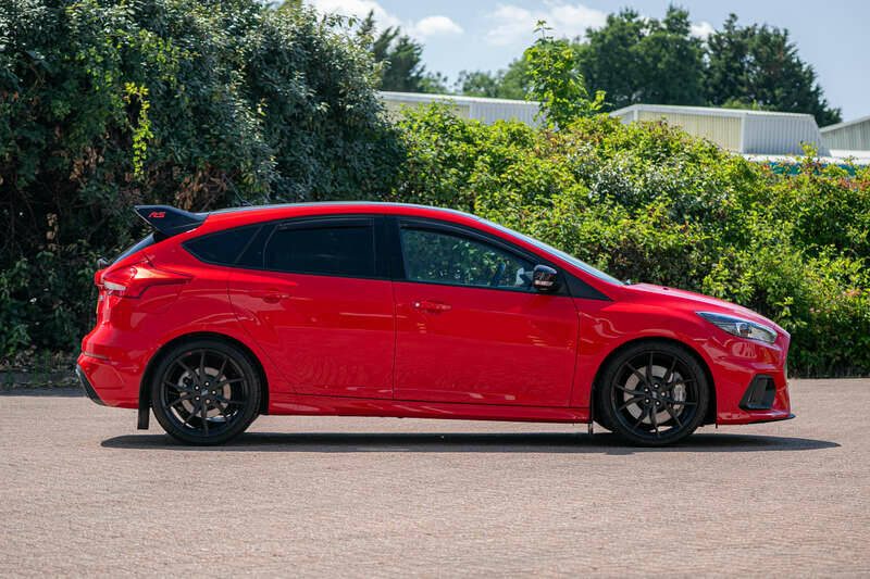 Image 5/37 of Ford Focus RS (2018)