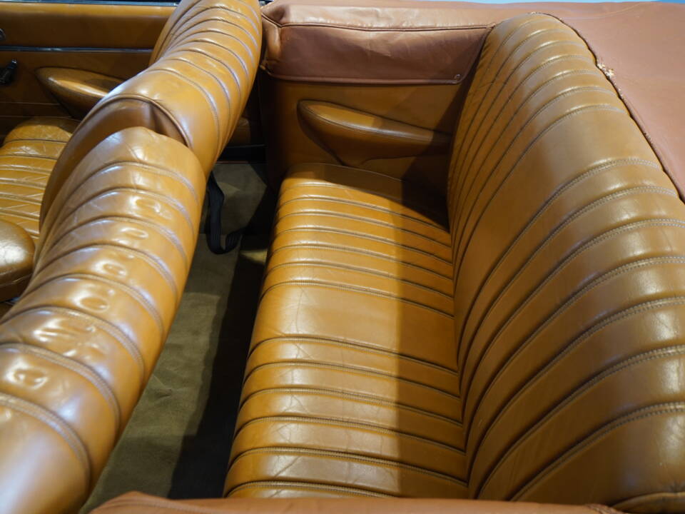 Image 16/21 of Citroën DS 20 (1972)