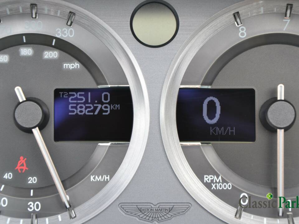 Image 37/50 of Aston Martin V8 Vantage (2007)