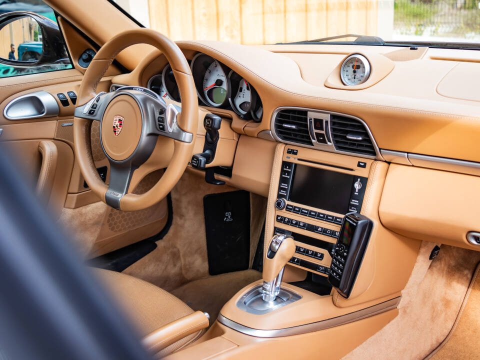 Image 35/50 of Porsche 911 Turbo (2009)