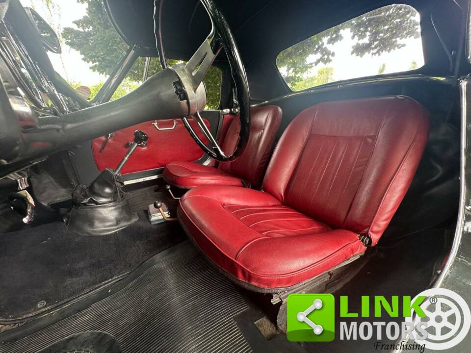 Immagine 7/10 di Alfa Romeo Giulia 1600 Spider (1962)