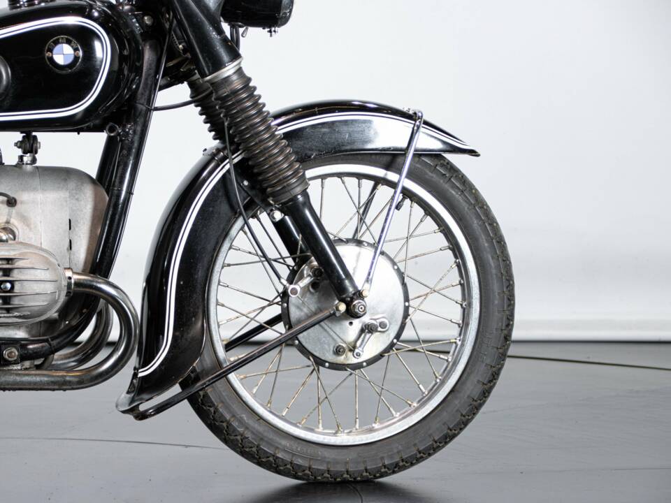 Image 31/50 de BMW R 51 (1954)