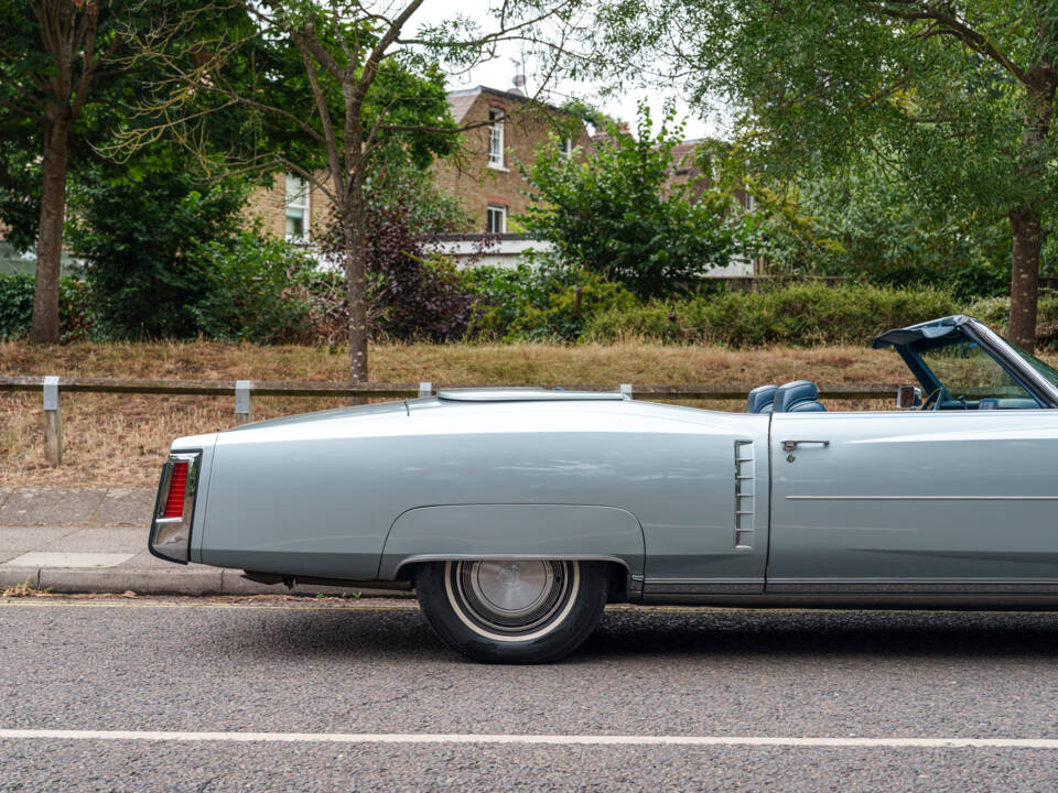Image 16/30 of Cadillac Fleetwood Eldorado Convertible (1972)