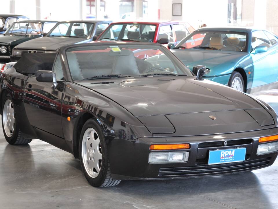 Bild 16/47 von Porsche 944 S2 (1990)