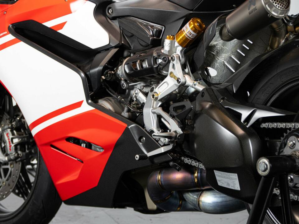 Bild 10/50 von Ducati DUMMY (2018)