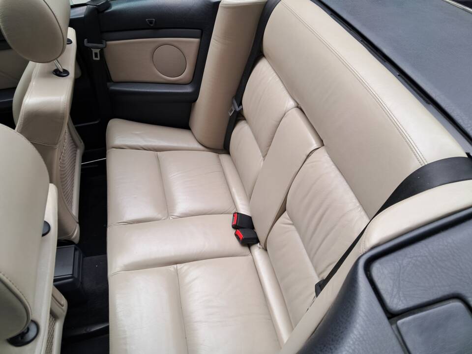 Immagine 18/24 di Audi Cabriolet 2.6 (1997)