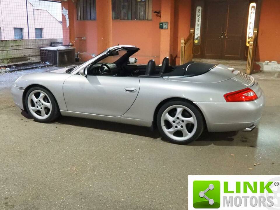 Image 10/10 de Porsche 911 Carrera (1999)