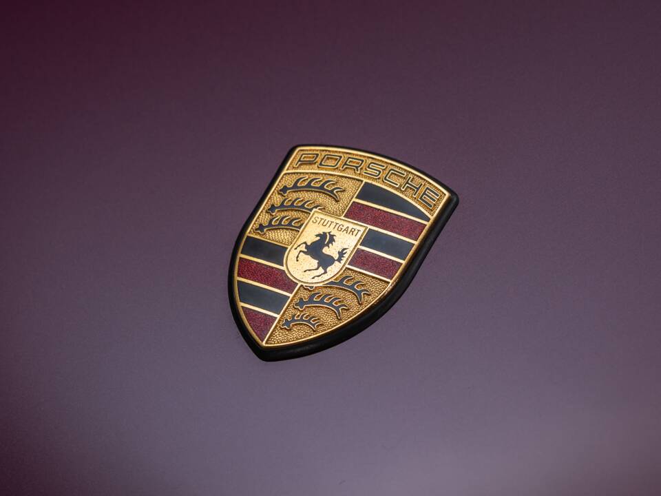 Image 23/31 de Porsche 911 Carrera RS (1992)