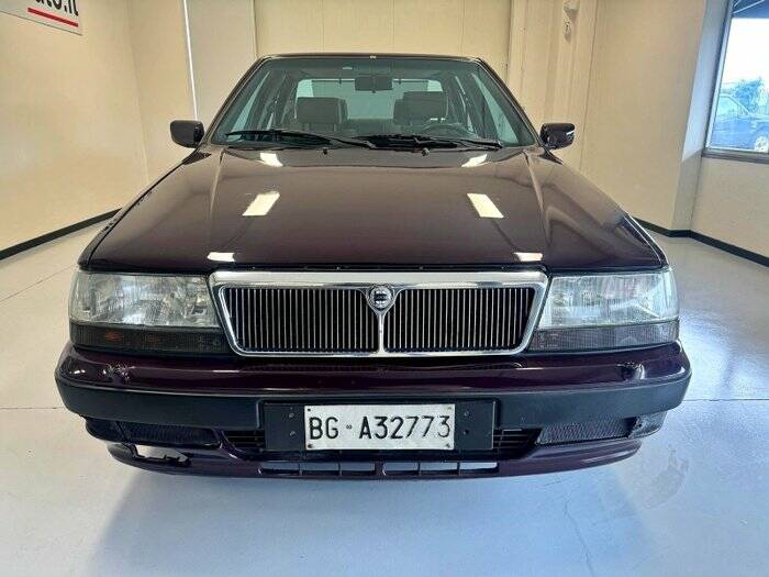 Immagine 2/7 di Lancia Thema V6 i.e. (1990)