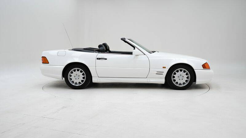 Imagen 6/15 de Mercedes-Benz 300 SL (1991)