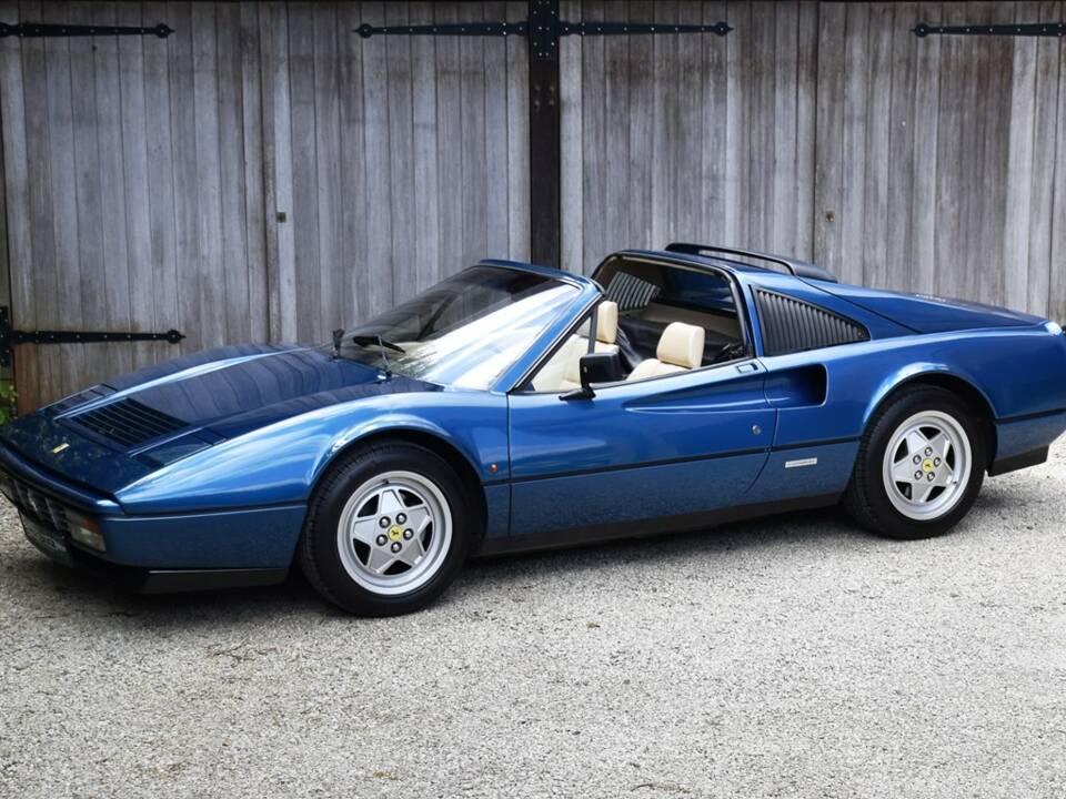 Image 1/47 of Ferrari 328 GTS (1989)