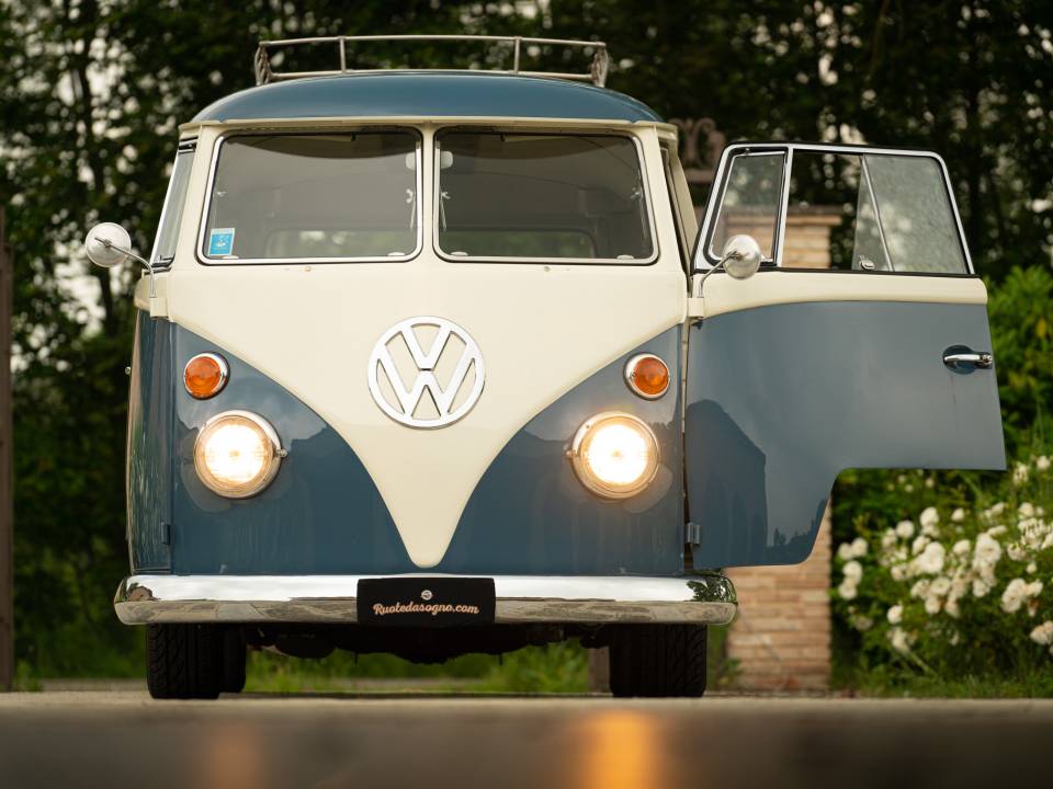 Afbeelding 8/50 van Volkswagen T1 minibus (1964)