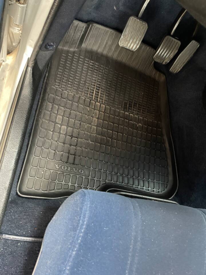 Imagen 9/12 de Volvo 244 GL D (1982)