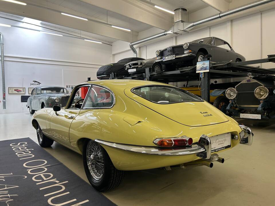 Image 7/28 de Jaguar Type E 4.2 (1965)