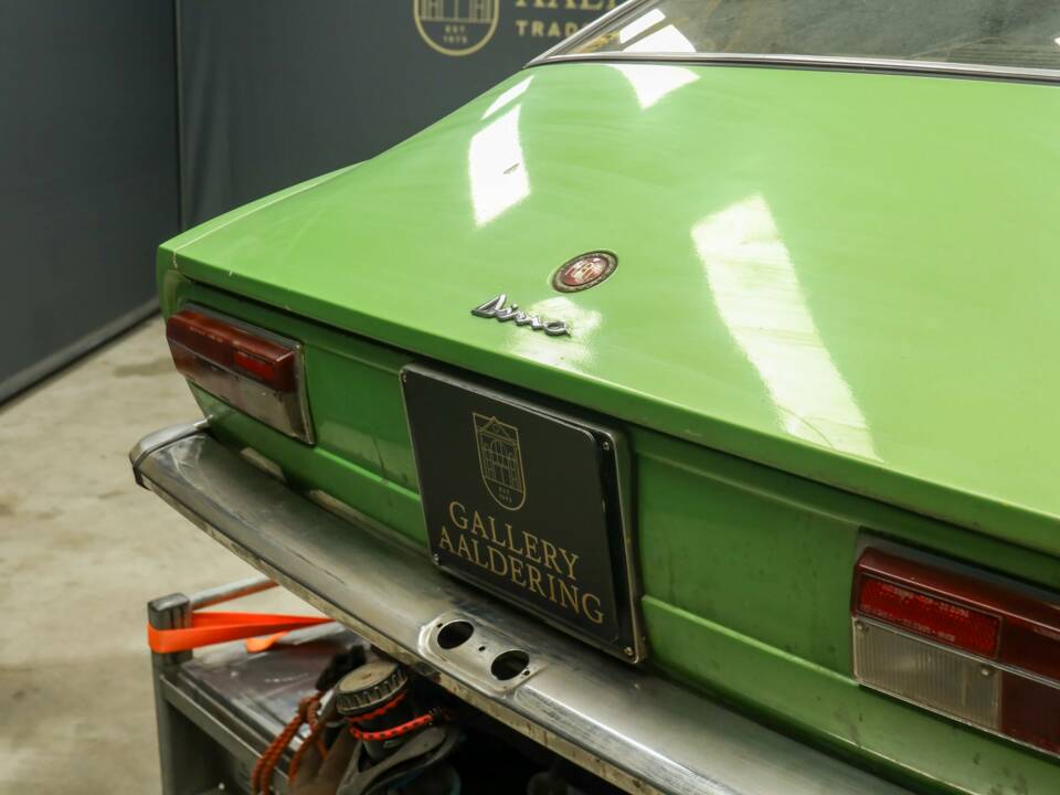Image 38/48 of FIAT Dino Coupe (1968)