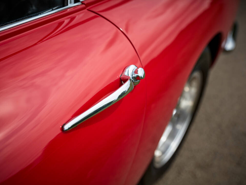 Immagine 32/50 di Ferrari 250 GT Berlinetta Lusso (1964)