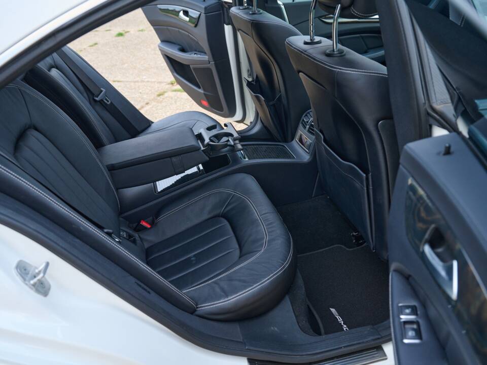 Immagine 48/50 di Mercedes-Benz CLS 350 (2014)