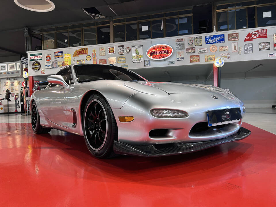 Image 7/24 of Mazda RX-7 (1992)