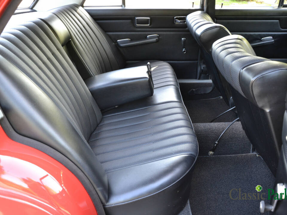 Bild 27/50 von Mercedes-Benz 230&#x2F;6 (1973)
