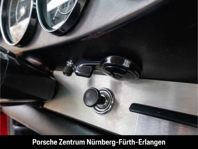 Image 26/31 of Porsche 911 2.0 (1967)