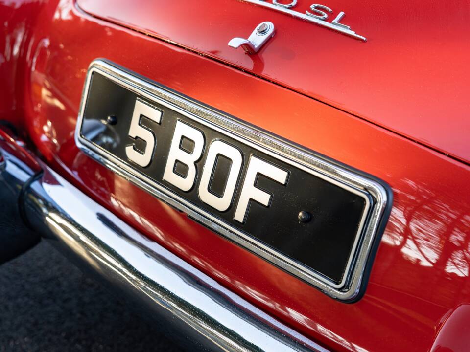 Image 18/43 of Mercedes-Benz 190 SL (1959)