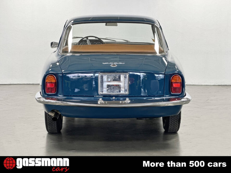 Image 7/15 of Alfa Romeo 2600 Sprint (1965)
