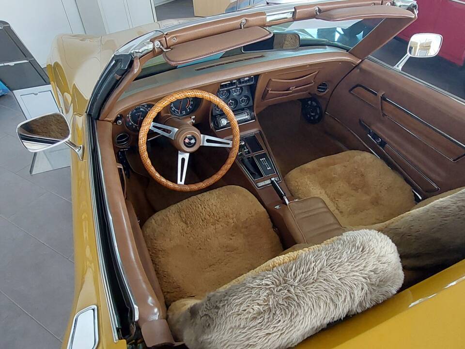 Image 31/38 de Chevrolet Corvette Stingray (1973)