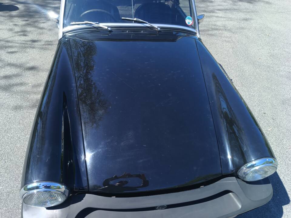Image 19/29 of MG Midget 1500 (1979)
