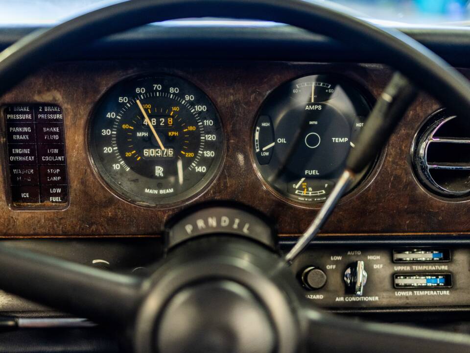 Afbeelding 32/39 van Rolls-Royce Corniche I (1976)