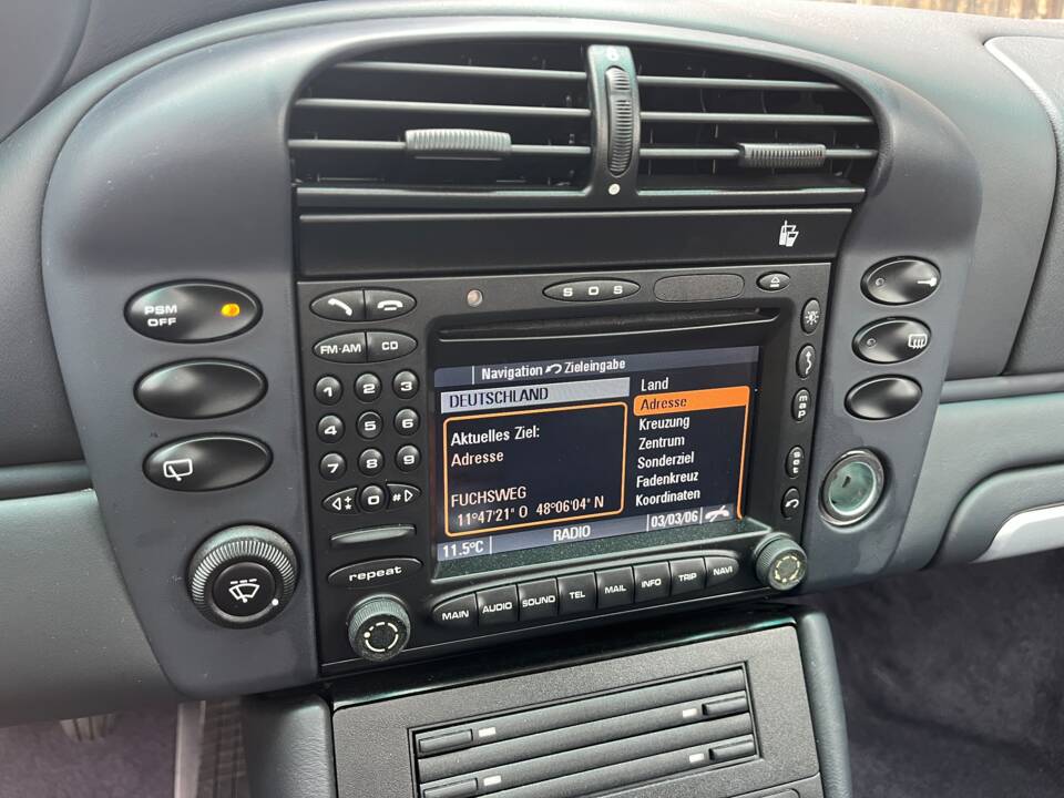 Bild 23/50 von Porsche 911 Carrera (2003)