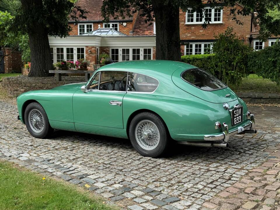 Image 15/40 de Aston Martin DB 2&#x2F;4 Mk I (1955)