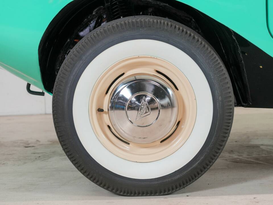 Image 13/42 de Amphicar 770 (1964)