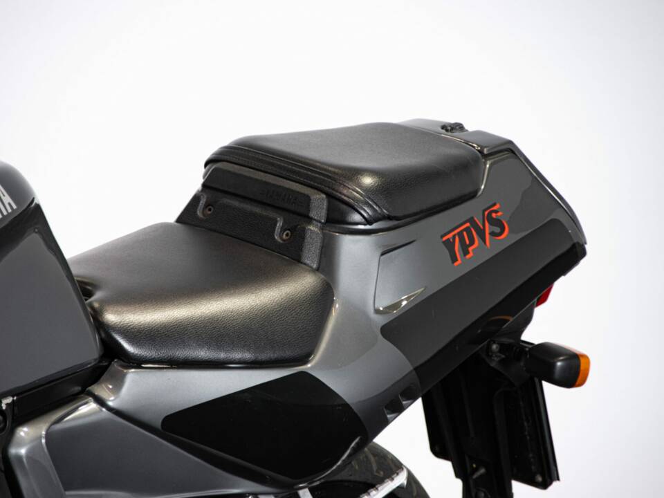 Bild 47/49 von Yamaha TZR 125 R (1994)
