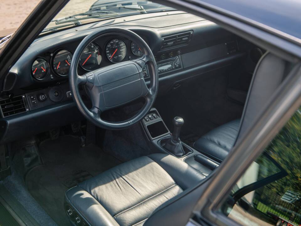 Image 18/27 de Porsche 911 Turbo 3.3 (1991)