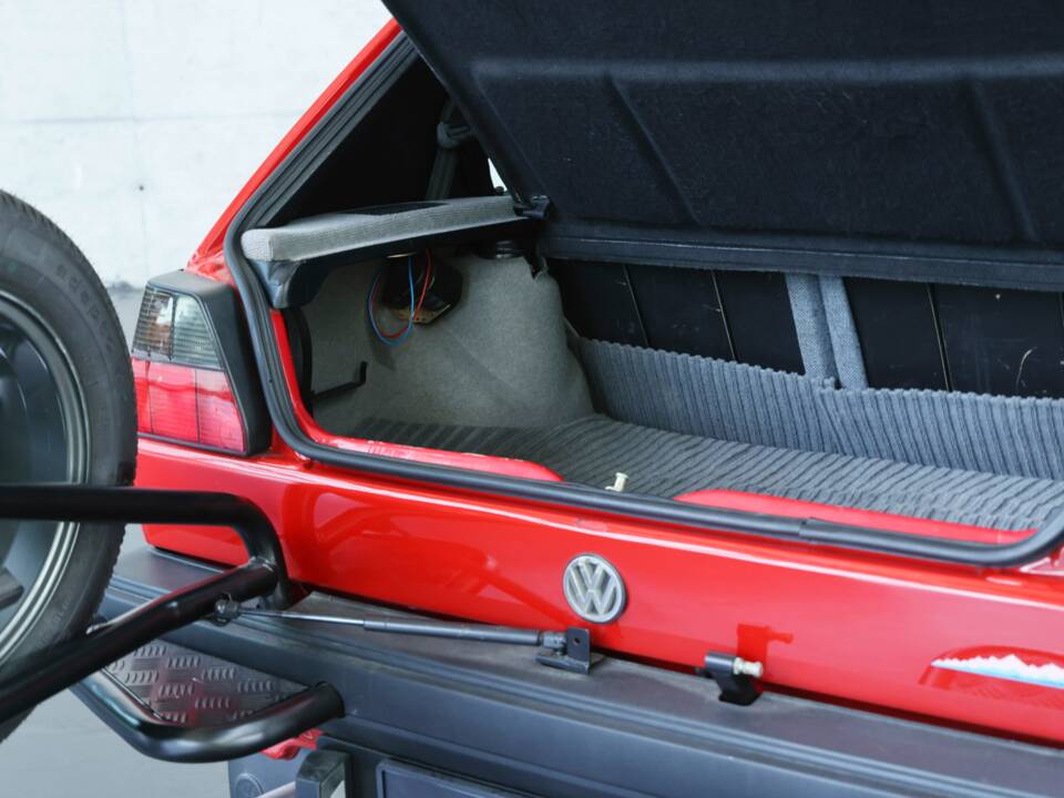 Afbeelding 49/50 van Volkswagen Golf Mk II Country Syncro 1.8 (1990)