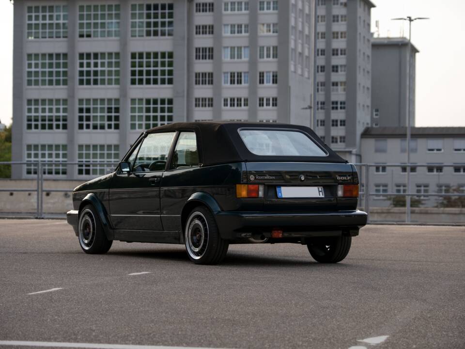 Bild 15/40 von Volkswagen Golf Mk I Convertible 1.8 (1991)